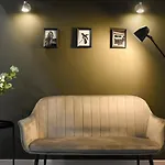 Regina Elisabeta Duplex-Style Studios: Cozy Haven In The City Center