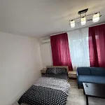 Cozy Studio 10 Min Away From Th Center Of The City