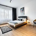 Old Town - City Center - Esiko By Mrg Apartments