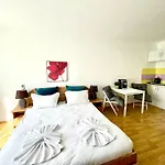 Sala Palatului Studio