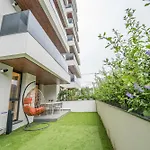 Promenada Puzi Place