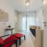 Smile Apartments