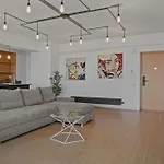 Rh Apartment - Opposite Bucharest Mall, Metro, Balcony - Rh Living