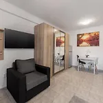 Downtown Victoria Studios By Citybookings