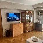Lazynest - Central 2Br Apt Near Piata Alba Iulia