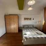 Lazynest - Central Studio With Balcony On Magheru