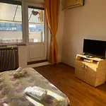 Lazynest - Central Studio With Balcony On Magheru