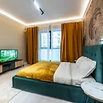 Plaza Residence Studio 79