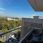 Luxury 2Br Apartament With Free Parking Herastrau