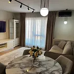 Luxury 2Br Apartament With Free Parking Herastrau
