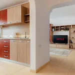 Apartment Close To The House Of Parliament And Old Town