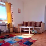 Super Central - Lovely One-Bedroom Apartment On Victoriei Avenue