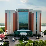 Teo Studio Rin Grand Residence