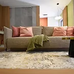 Zen Vista Apartment