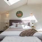 Old Town Luxury Suites