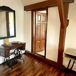 Cozy Loft Near Old Center