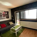Cozy Studio - Parliament Area