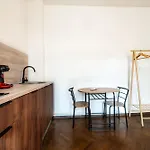 Comfy Central Apartments - Near To Calea Victoriei