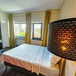 Little Bucharest Downtown Apartments Romana