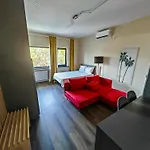 Little Bucharest Downtown Apartments Romana