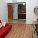 Top Rooms Aparthotel