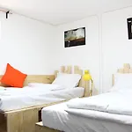 Banat 4 Hostel