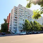 Luxury Olimpia Studio In Bucharest, With Netflix App