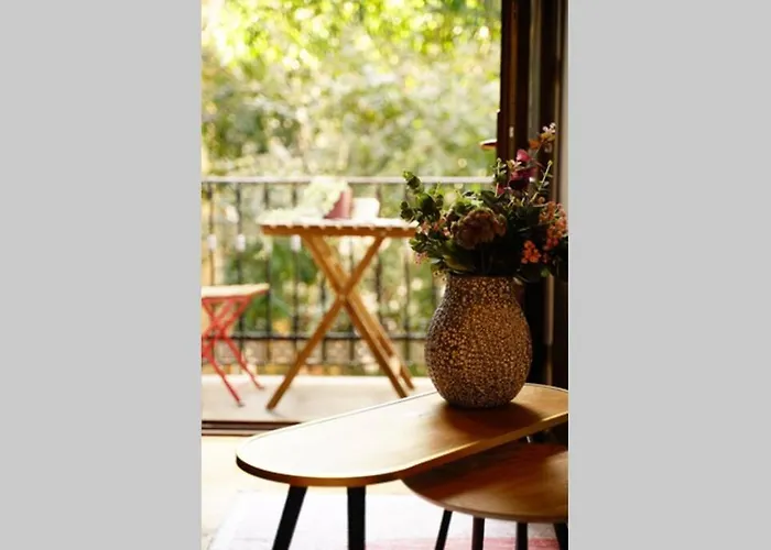 Marvellous Design 2Br Old Town