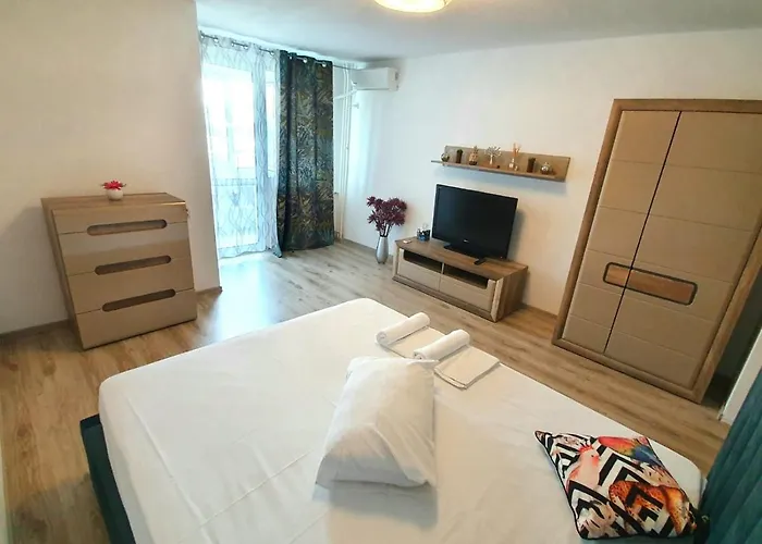 Garsoniera-Studio Oxygen-40Mp Nou Direct In Plaminul Verde Al Parcului National ! Parcare Privata Doar Cu Rezervare In Limita Locurilor Disponibile ! Proprietate In Regim Hoteliep - Nu Are Bucatarie !