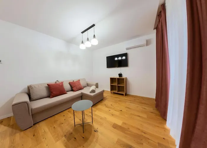 Citadela North 1Br Apartment W Security And Self Check In