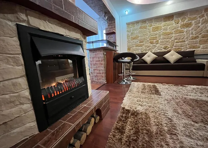 Modern Oasis With A Cozy Fireplace Your Stylish Apartment Minutes From Downtown