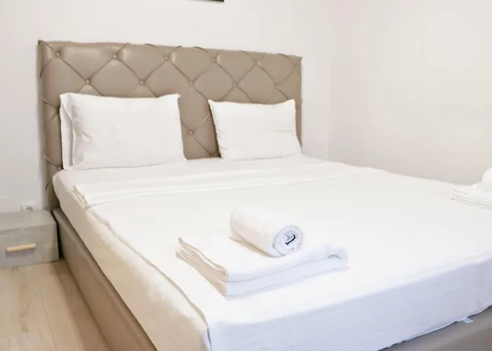 Conta I One Bedroom Near National Theatre