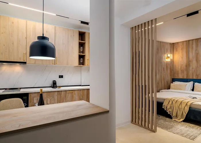Elegant Studio - Near Piata Romana & Athenaeum