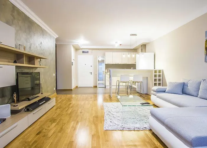 Incity Premium Garden Stay-Central Apartments &Private Terrace