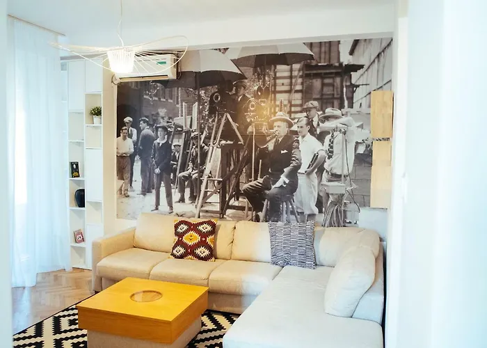 Alba Apartment On Calea Victoriei