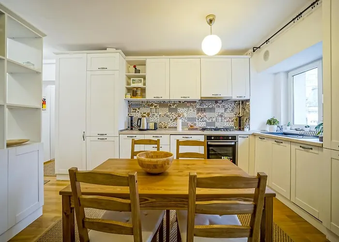 Visit Bucharest Romana Square Central Apt. - Metro