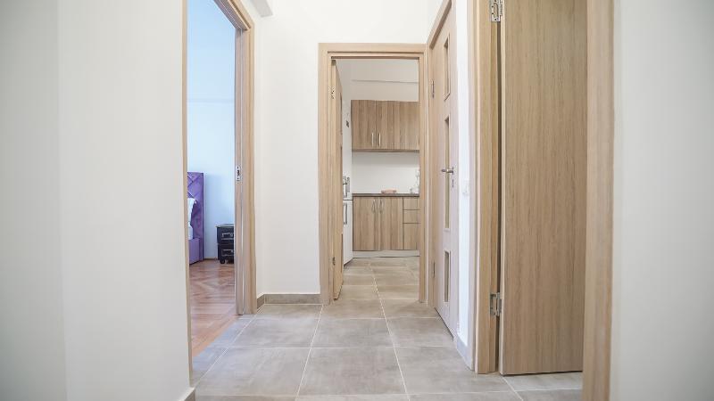 Cn2i Luxury Universitate Apartment