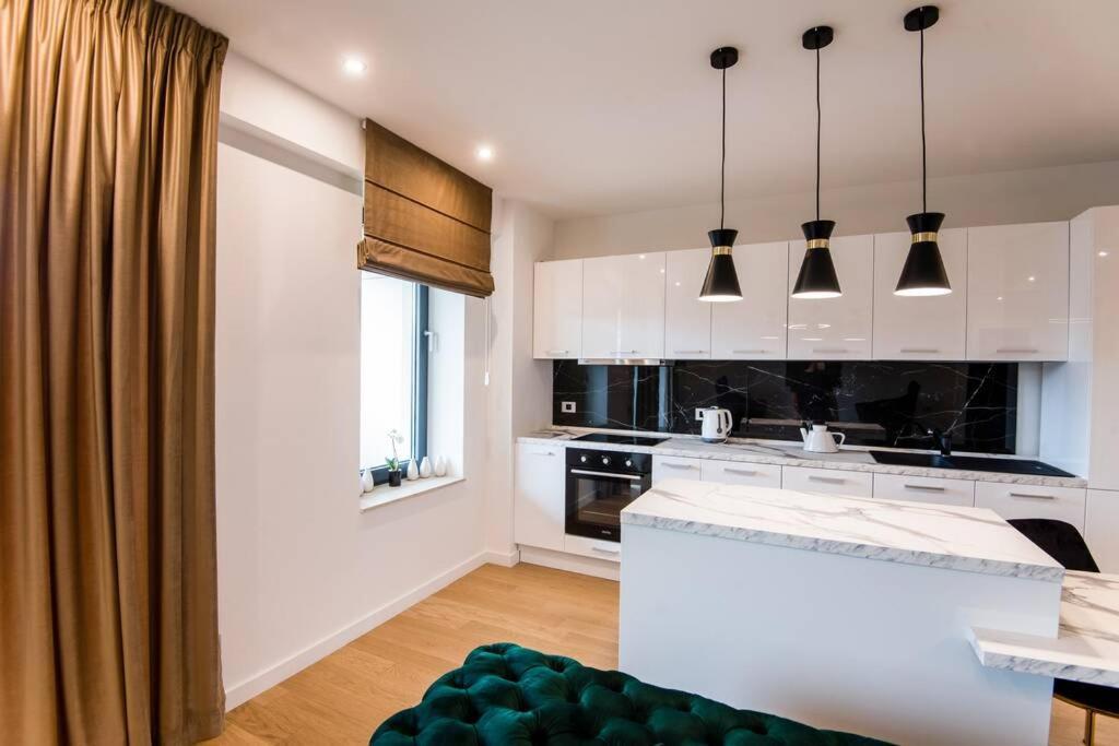 Aviatiei Tower, Luxury Apartment, Brand New, Underground Parking Apartament