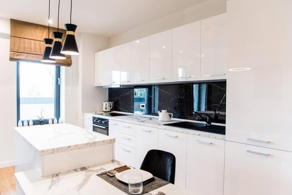 Aviatiei Tower, Luxury Apartment, Brand New, Underground Parking Apartament