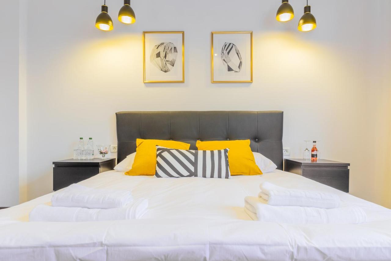 Aparthotel Chateau: Upscale In Bucharest's Historical Center! Bucharest