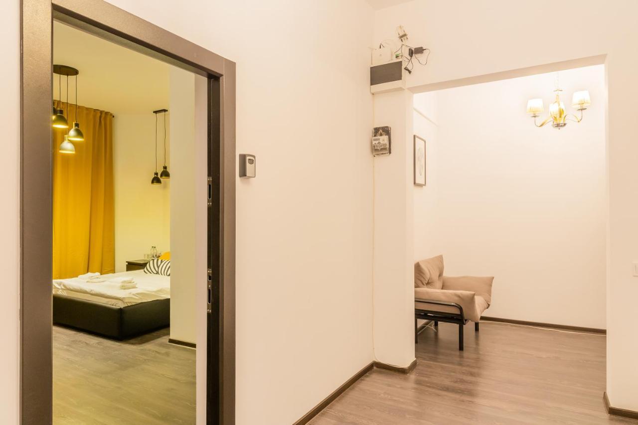 Chateau: Upscale In Bucharest's Historical Center! Aparthotel Bucharest