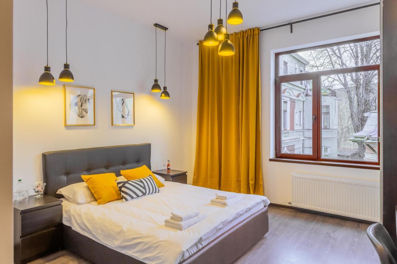 Chateau: Upscale In Bucharest's Historical Center! Aparthotel *