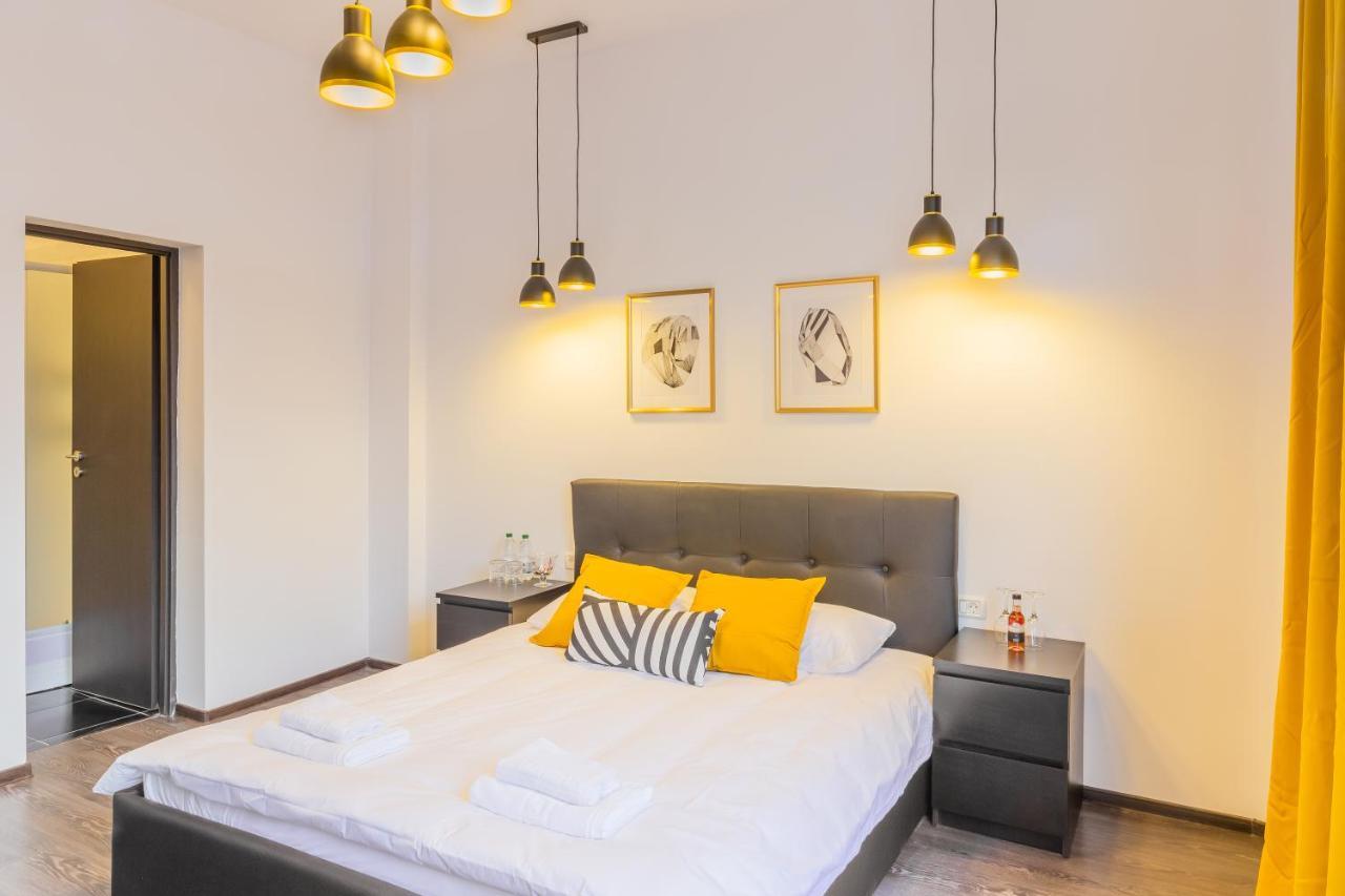 Chateau: Upscale In Bucharest's Historical Center! Aparthotel *