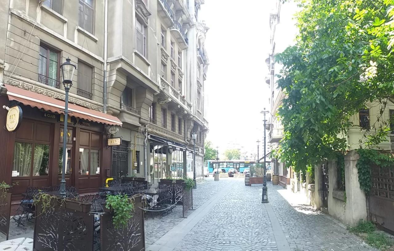 In Old Town Bucareste