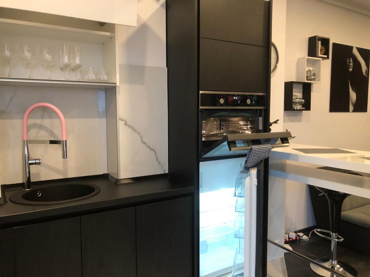 Stylish Westpark 2 View W8 Apartamento Bucareste