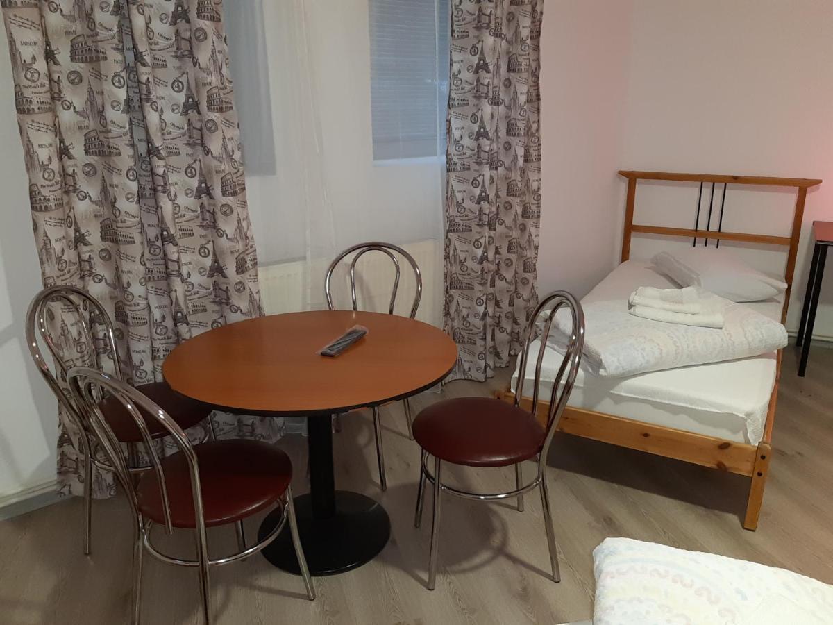 Carol 51 Hostel