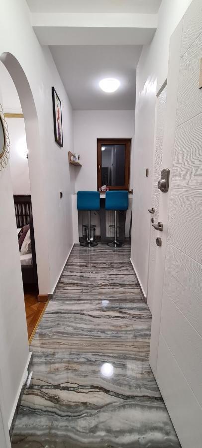 Apartment Central Arghezi University Square