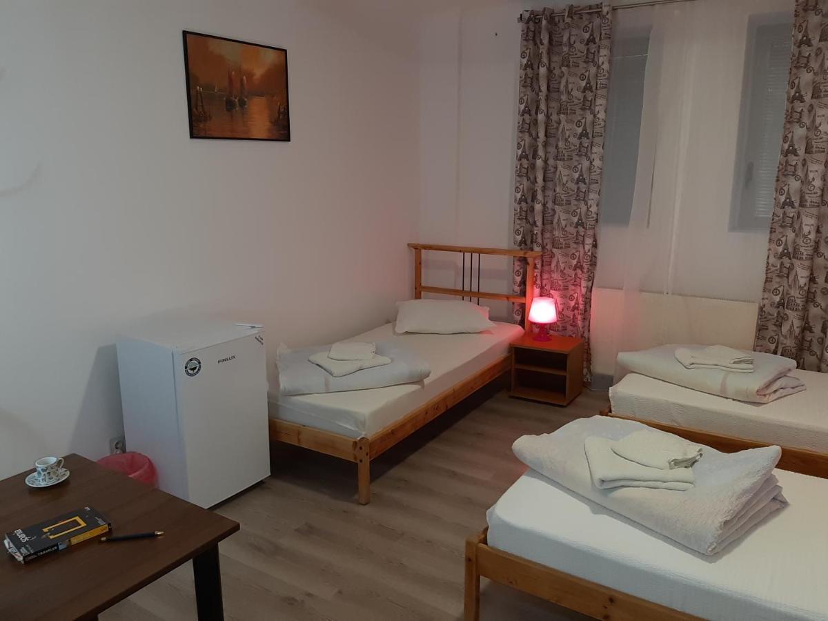 Carol 51 Hostel