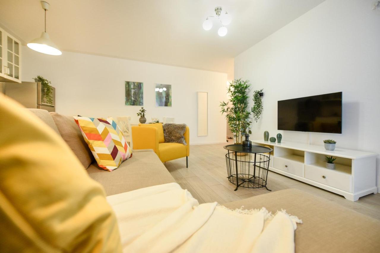 Apartment The Comfy Spot - 1 Br-apartment & Parking Included In North Business Area *