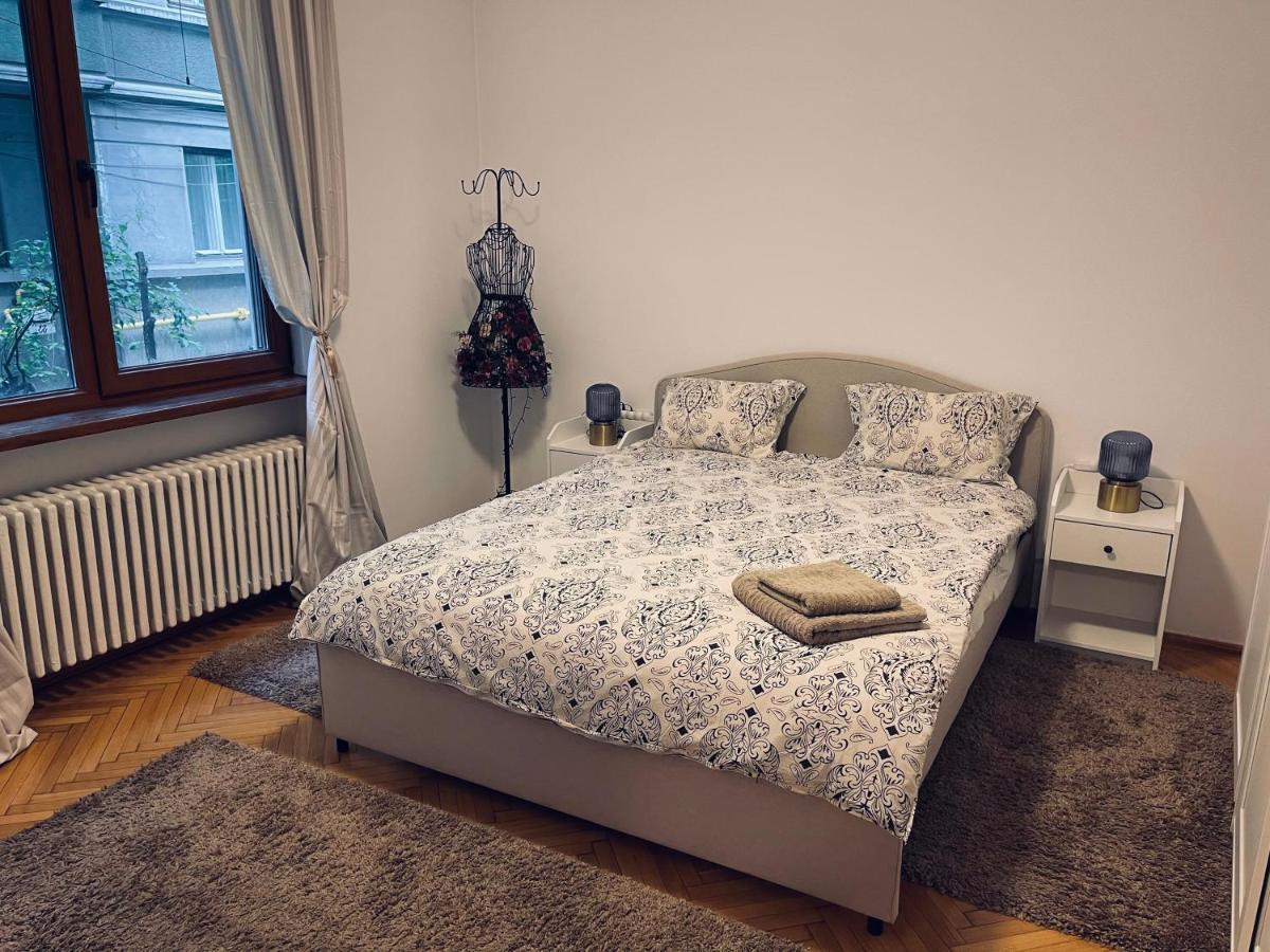 Apartment Klimt's Korner L Modern, Central, Lovely Bucharest